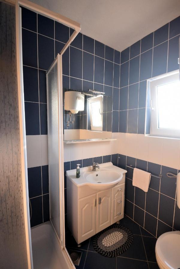 ז'סניסה Apartments By The Sea Suhi Potok, Omis - 14555 מראה חיצוני תמונה
