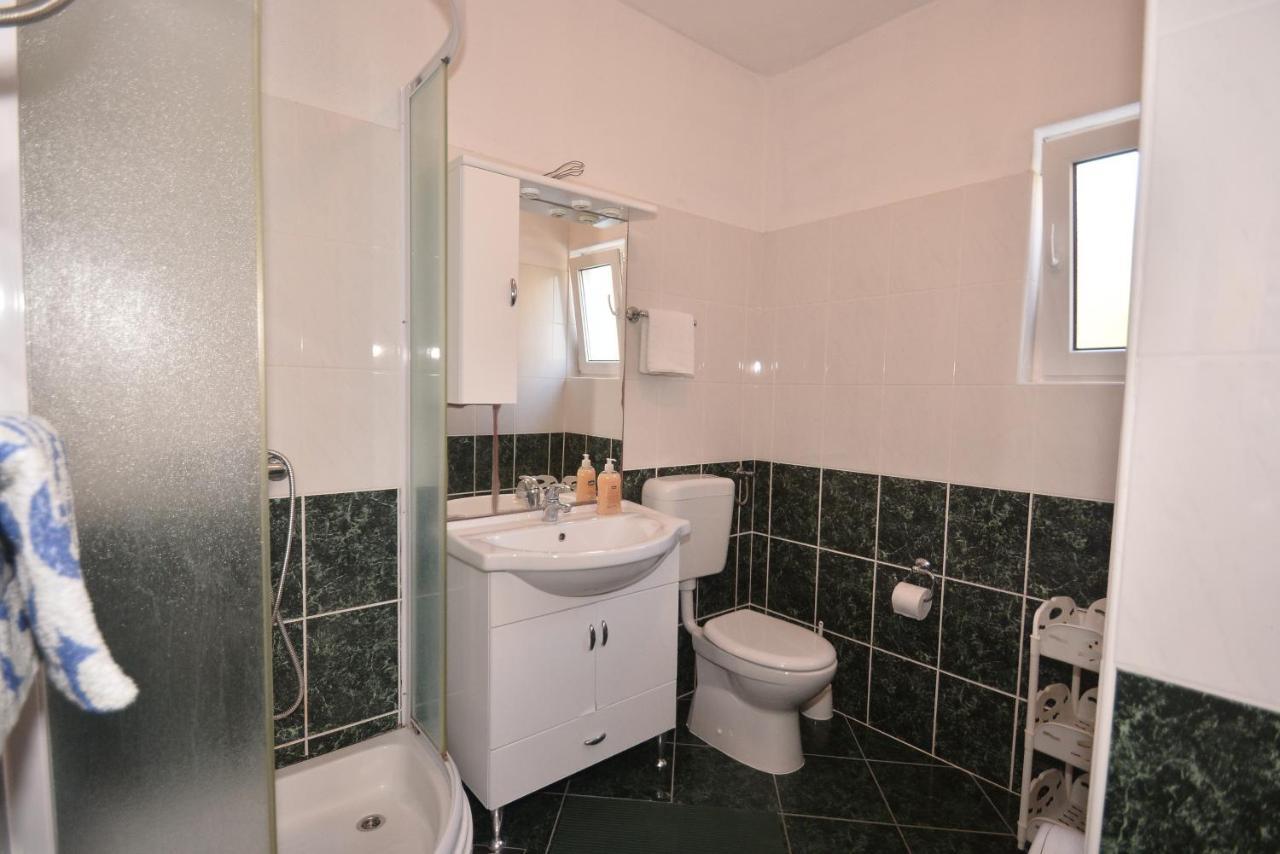 ז'סניסה Apartments By The Sea Suhi Potok, Omis - 14555 מראה חיצוני תמונה